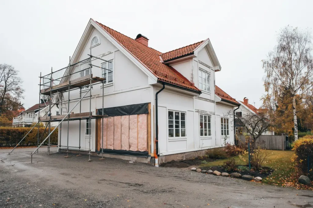till ggsisolera fasad och ytterv gg s nk uppv rmningskostnaden och f ett behagligare inomhusklimat